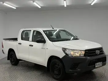 Toyota Hilux 2022 photo 2