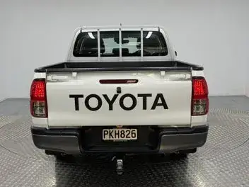 Toyota Hilux 2022 photo 5