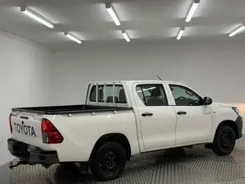 Toyota Hilux 2022 photo 4