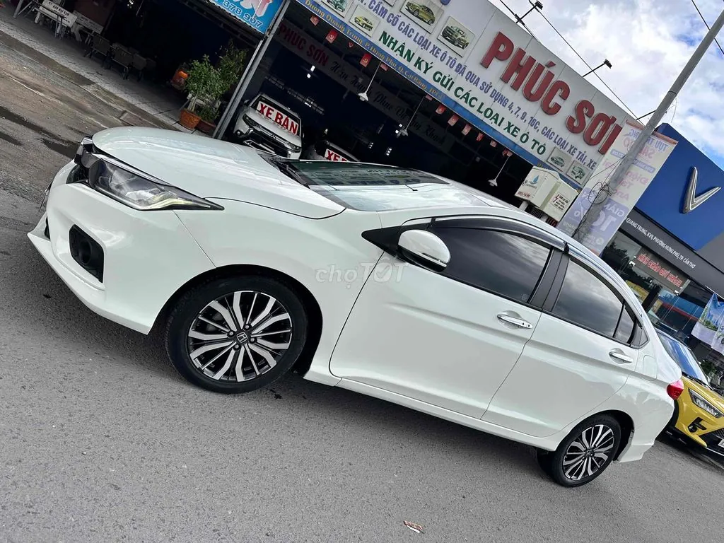 Honda City 2018 photo 3