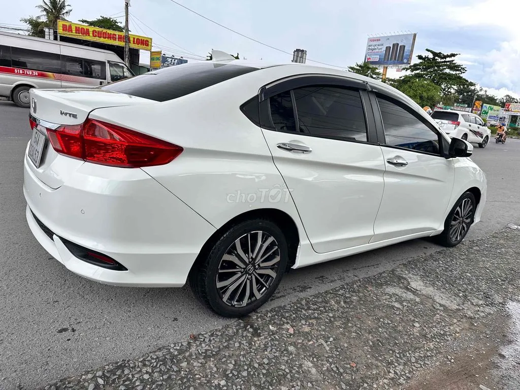 Honda City 2018 photo 5