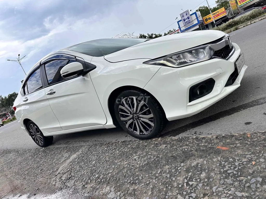Honda City 2018 photo 4