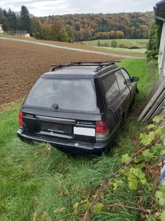 Subaru Legacy 1992 photo 2