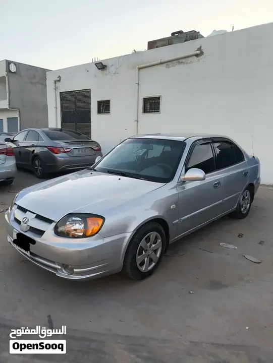 Hyundai Verna 2005 photo 3