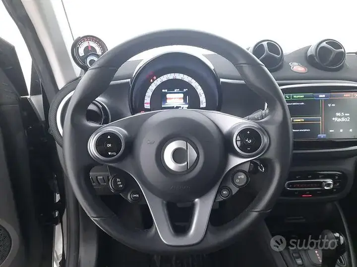 Smart Fortwo 2021 photo 4