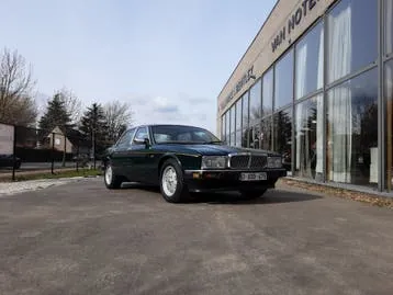 Jaguar Sovereign