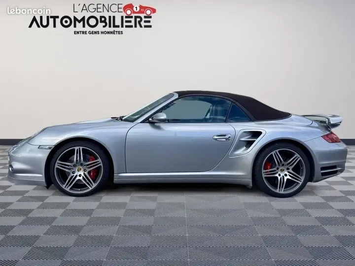 Porsche 911 2008 photo 2