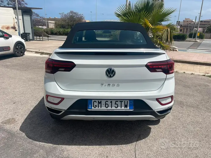 Volkswagen T-Roc 2023 photo 4
