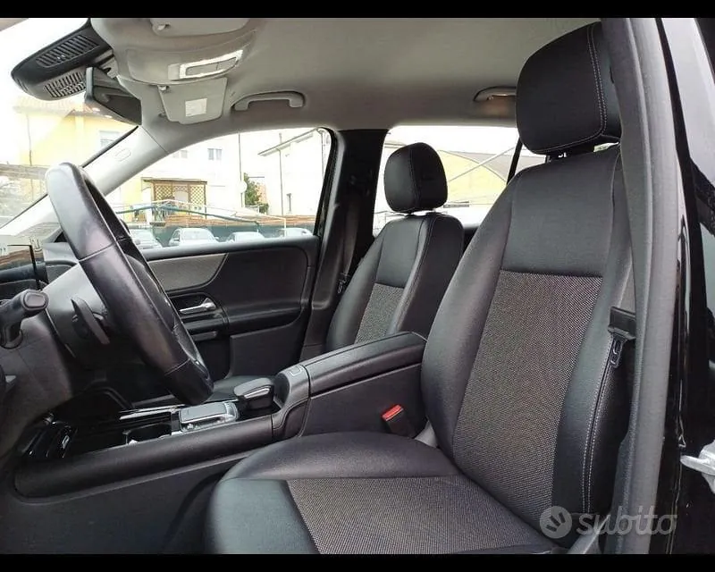 Mercedes-Benz Glb 2022 photo 3