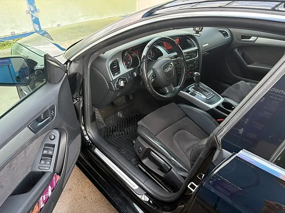 Audi A5 2011 photo 3