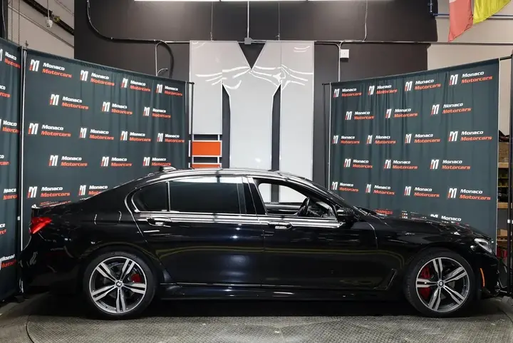 BMW 7 Series 2019 photo 3