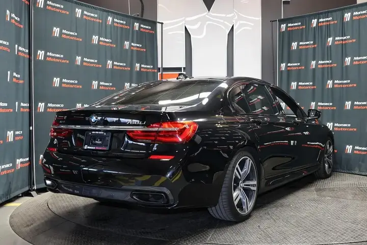 BMW 7 Series 2019 photo 4