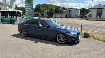 BMW 530E