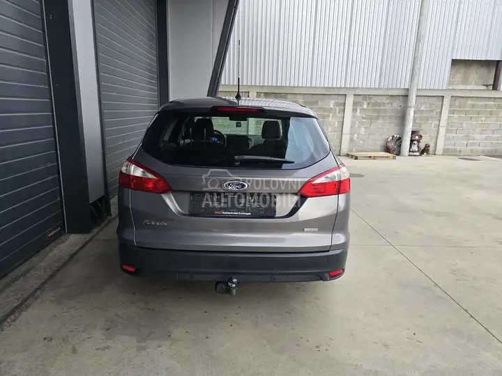 Ford Focus 2013 photo 4
