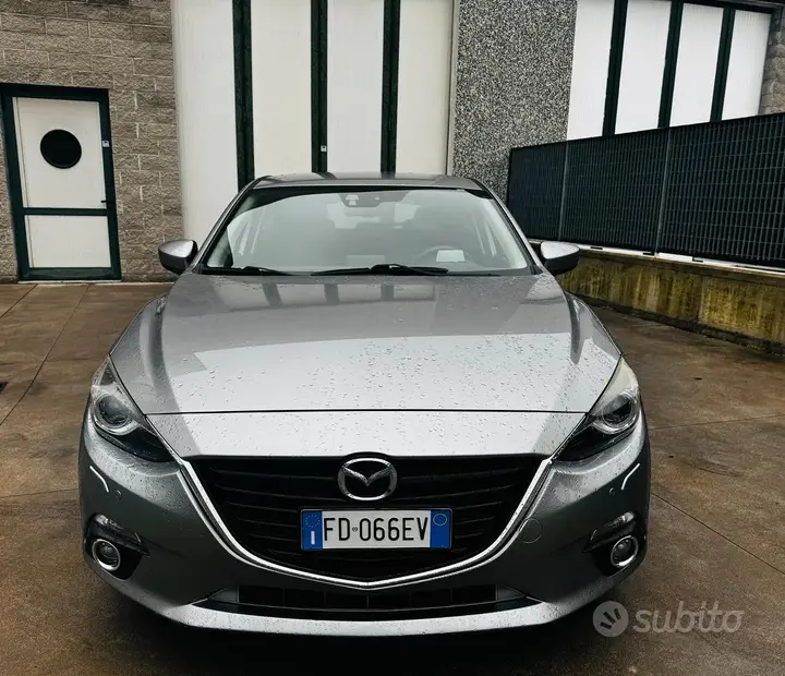 Mazda Mazda3 2016 photo 2