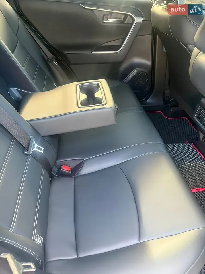 Toyota Rav4 2022 photo 5
