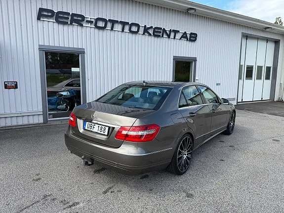 Mercedes-Benz E250 2011 photo 5