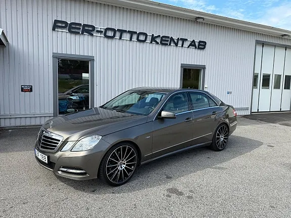 Mercedes-Benz E250