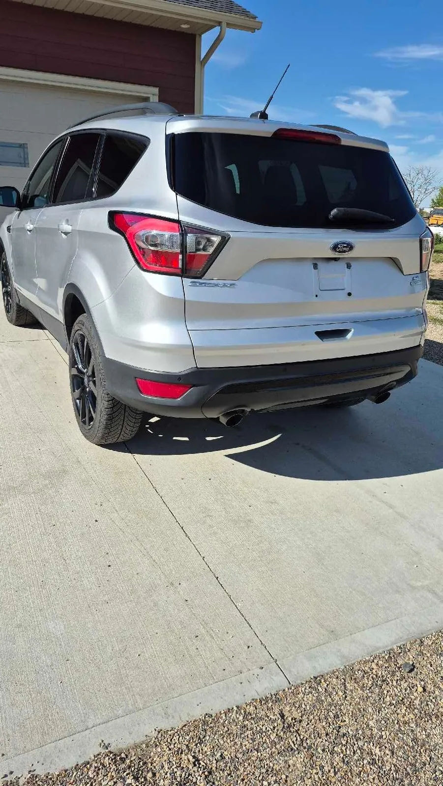 Ford Escape 2017 photo 2