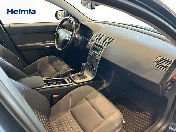 Volvo V50 2011 photo 4