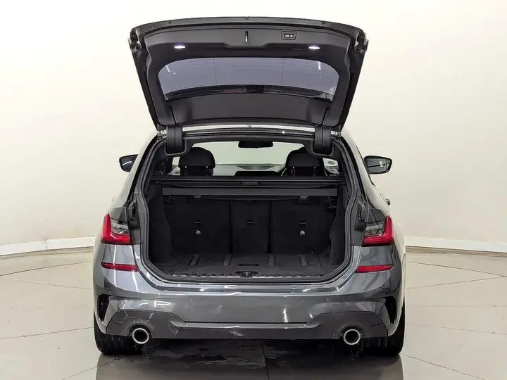 BMW 3 Series 2021 photo 4