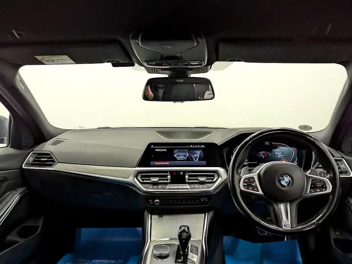 BMW 3 Series 2021 photo 3