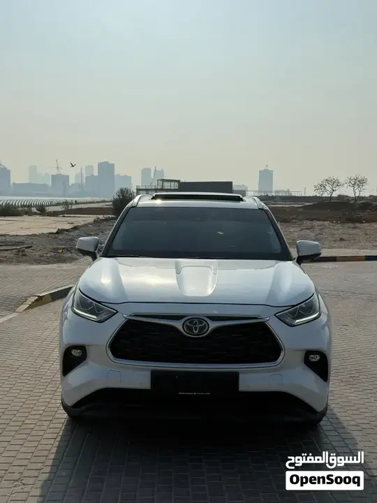 Toyota Highlander 2023 photo 2