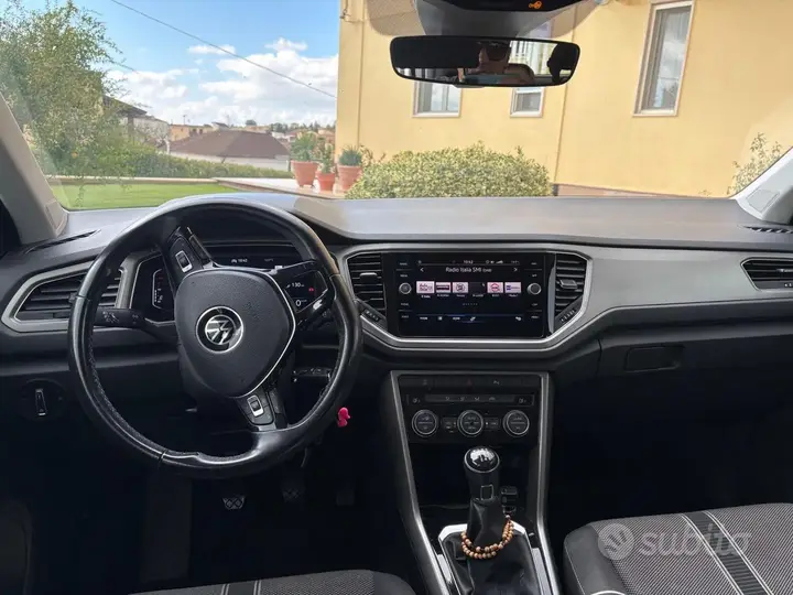 Volkswagen T-Roc 2021 photo 5