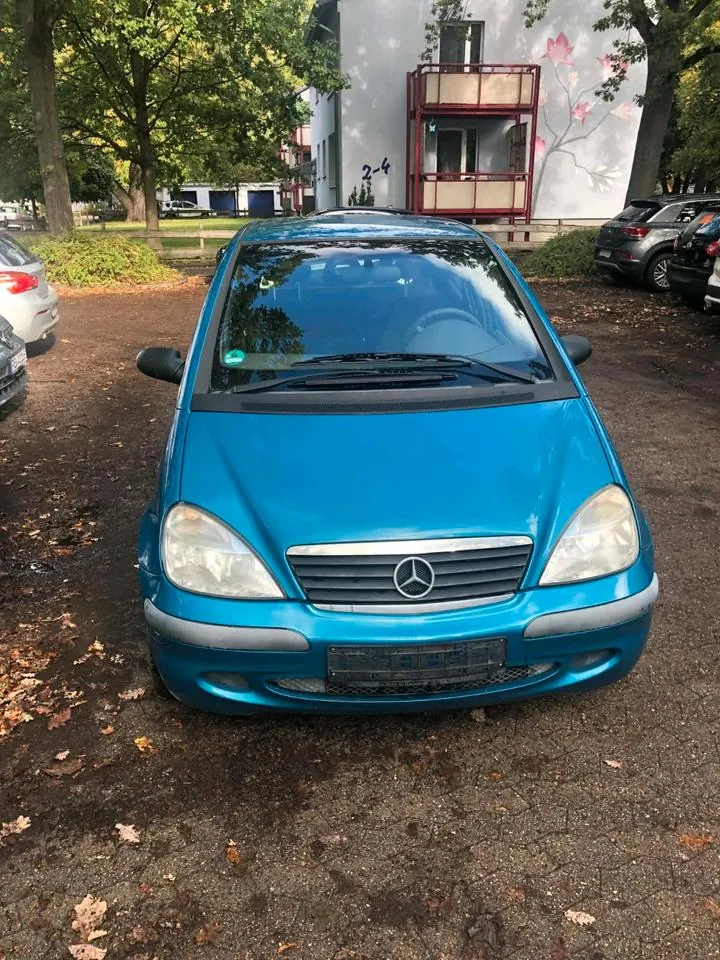 Mercedes-Benz A160