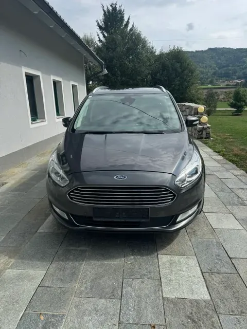 Ford Galaxy 2017 photo 2