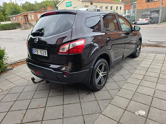 Nissan Qashqai+2 2011 photo 3