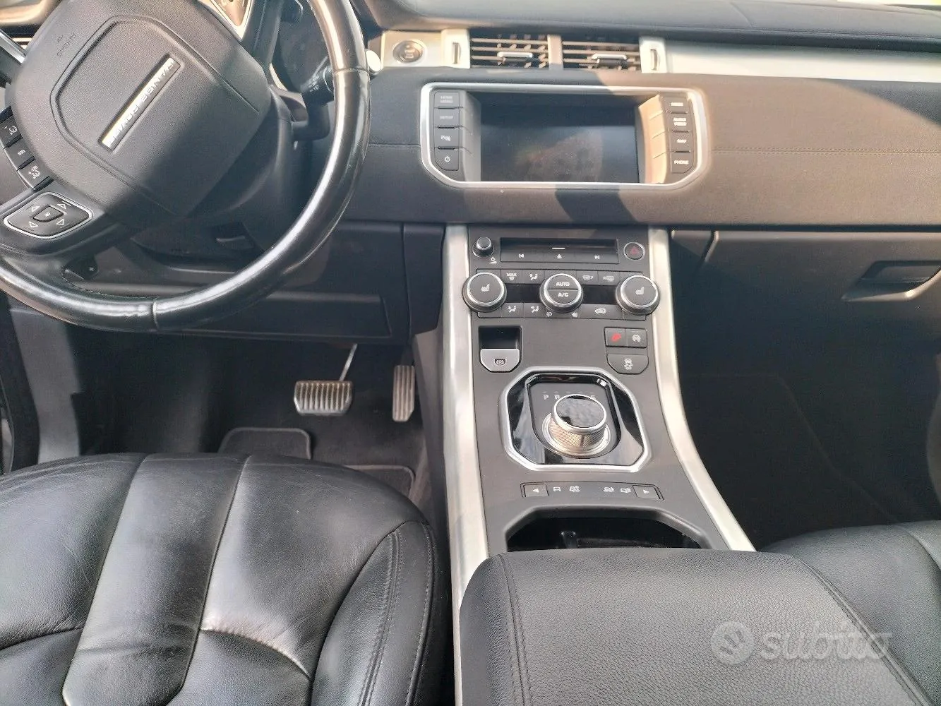 Land Rover Evoque 2022 photo 4
