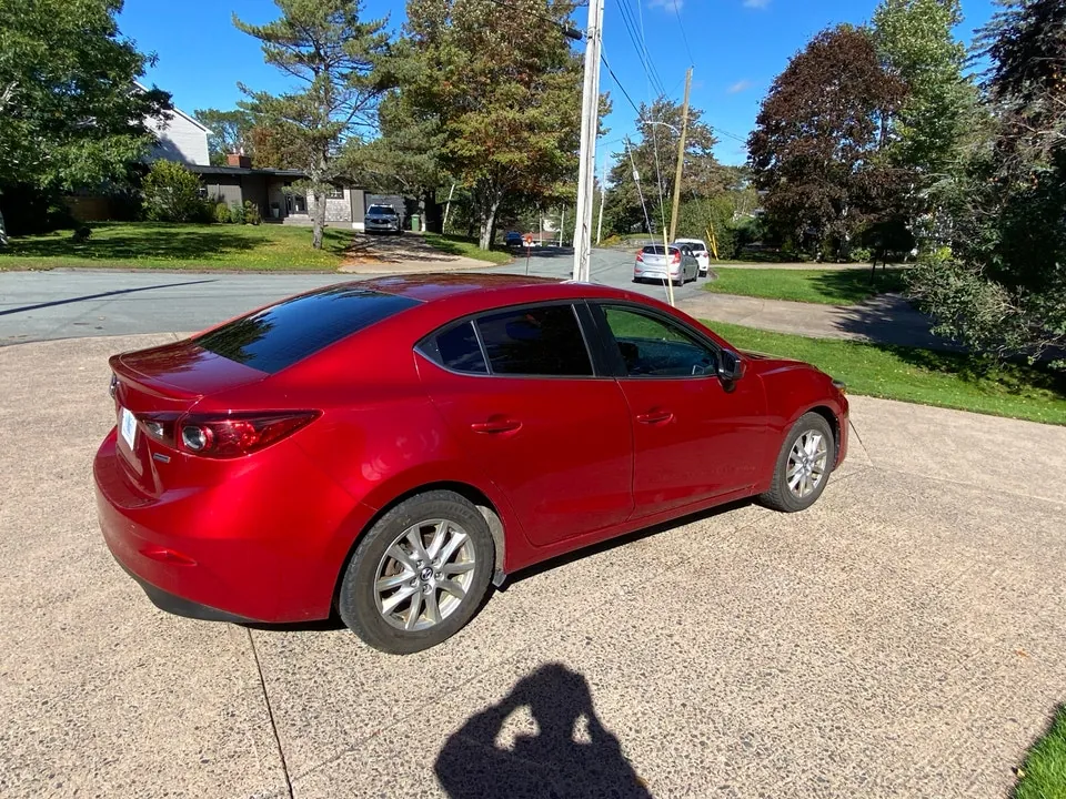 Mazda 3 2017 photo 3