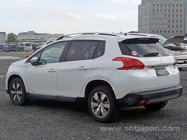 Peugeot 2008 2014 photo 3