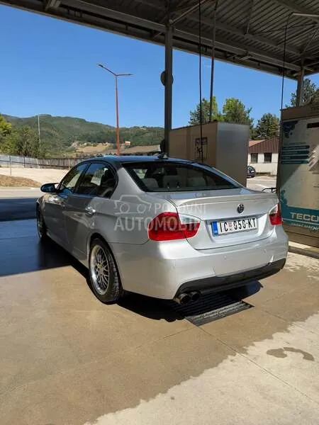 BMW 318 2006 photo 4