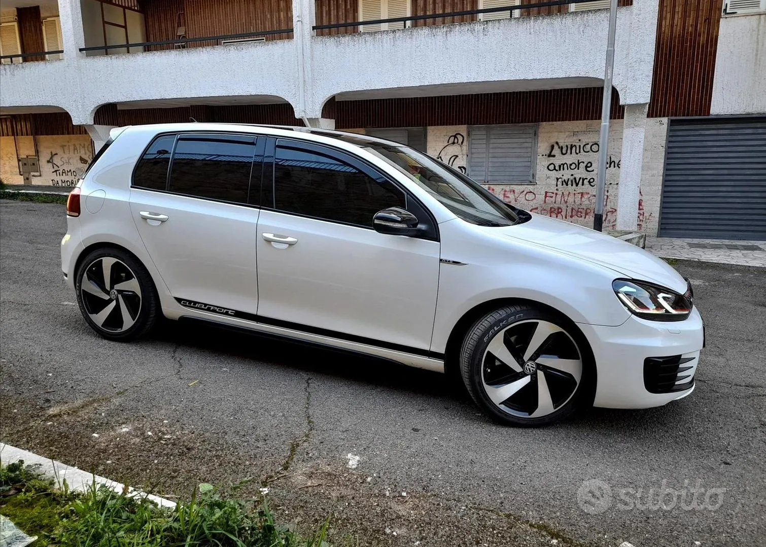 Volkswagen Golf 2009 photo 4