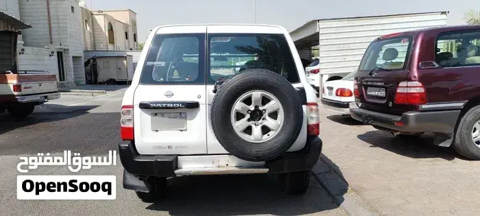 Nissan Patrol 1999 photo 4