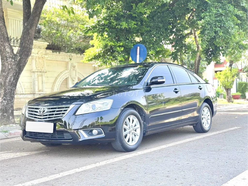 Toyota Camry 2012 photo 2