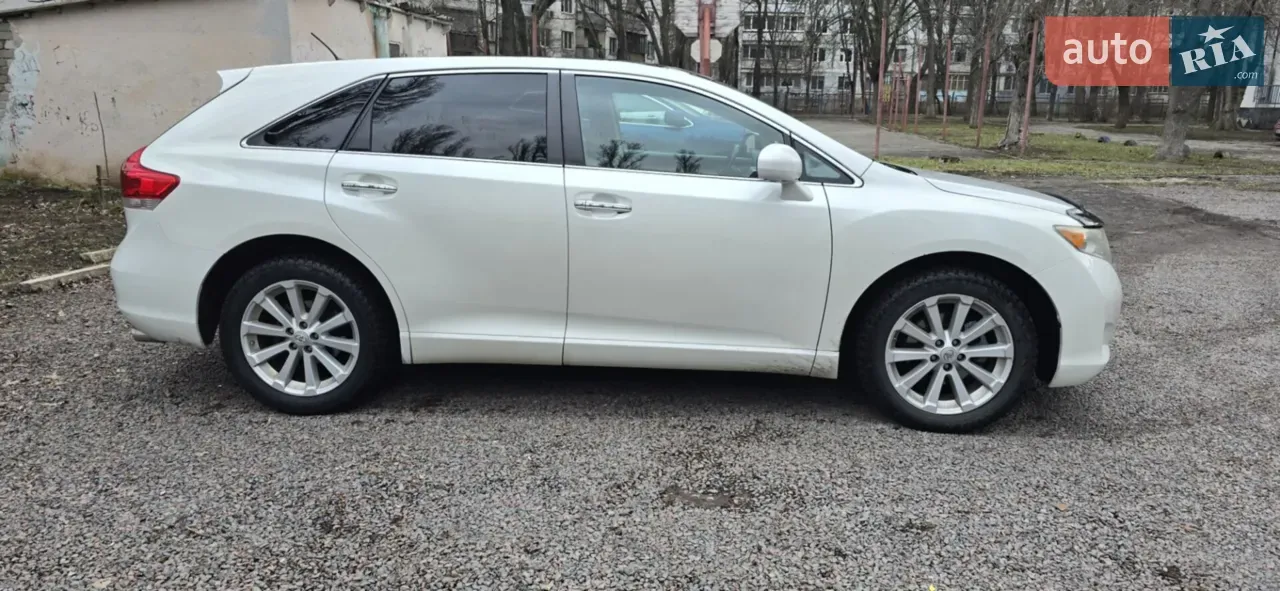 Toyota Venza 2010 photo 3