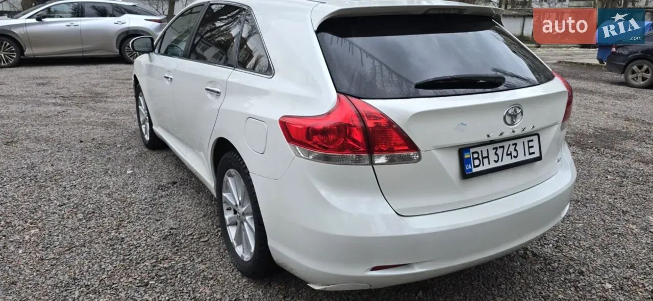 Toyota Venza 2010 photo 5