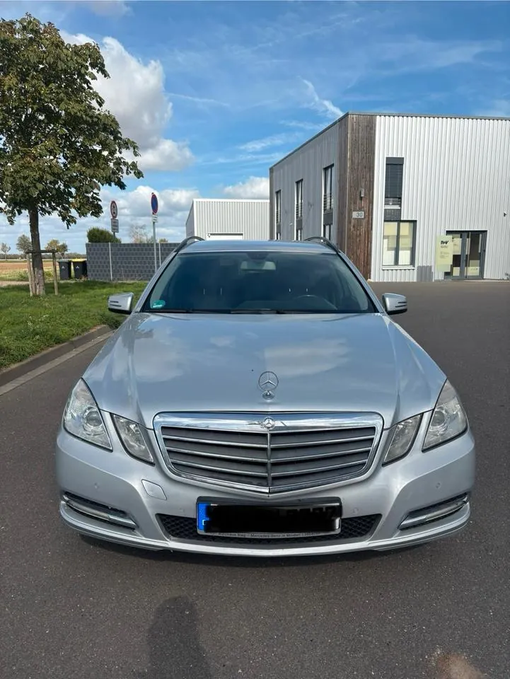Mercedes-Benz E 200Cdi