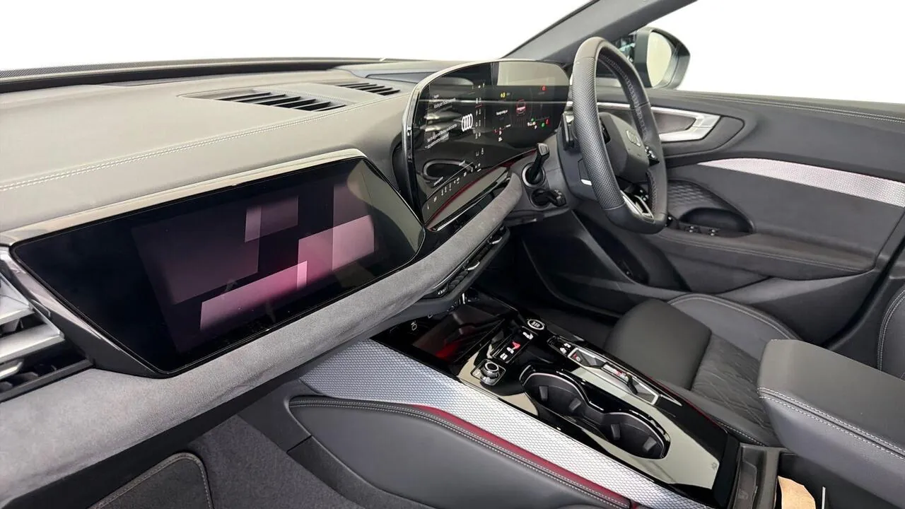 Audi A5 2025 photo 2