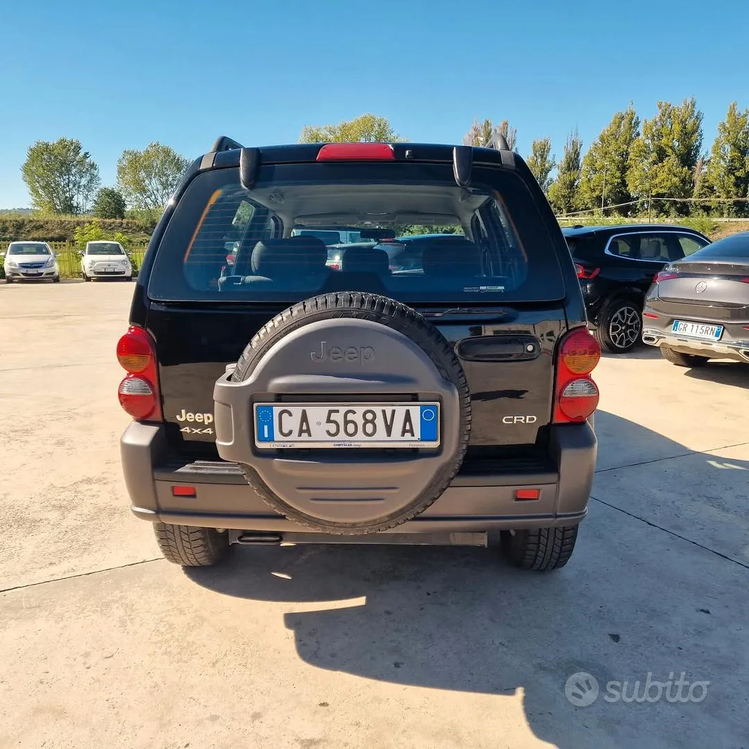 Jeep Cherokee 2002 photo 4
