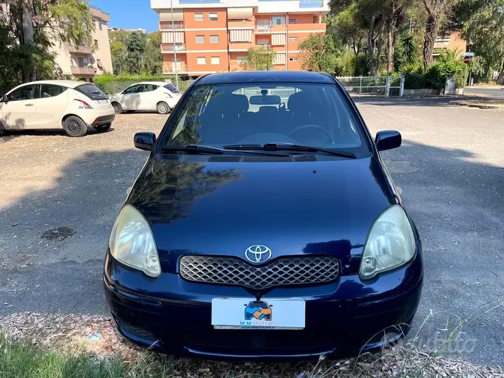 Toyota Yaris Verso 2004 photo 3