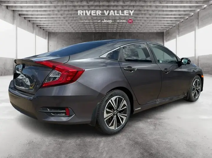 Honda Civic 2016 photo 3