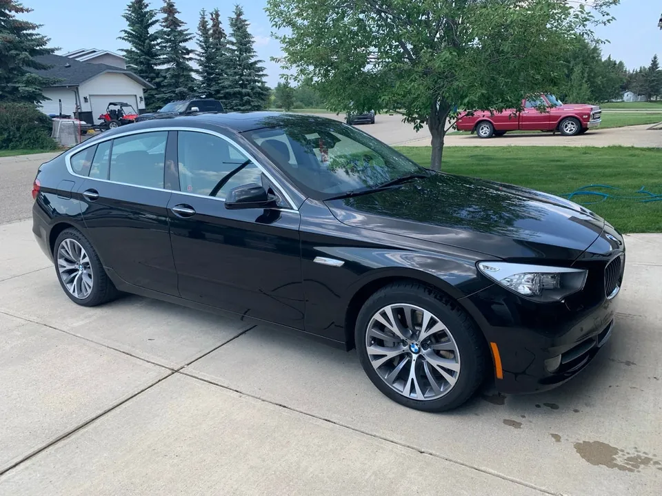 BMW 5 Series 2010 photo 3
