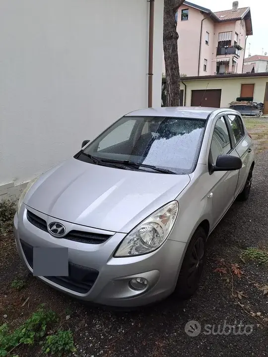 Hyundai I20