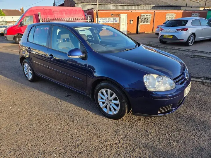 Volkswagen Golf 2008 photo 4
