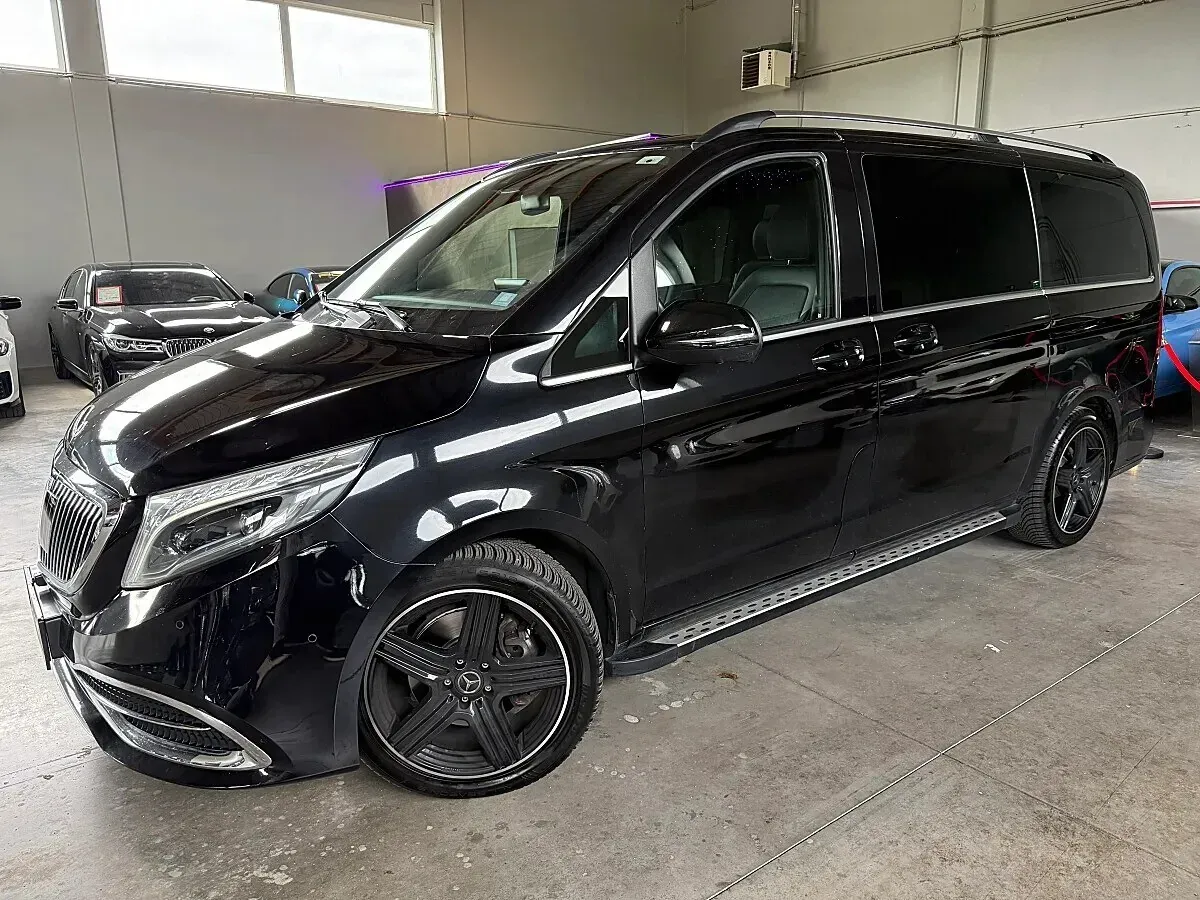 Mercedes-Benz V-Class