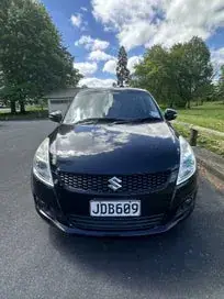 Suzuki Swift 2012 photo 5
